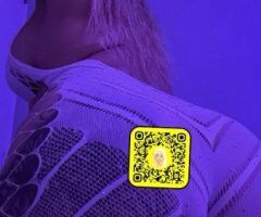 Juicy Bombshell — Fetish-Friendly Custom Content (FT Shows) - Image 2