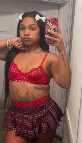 San Fernando Valley Female Escort — Outcalls only, deposit required - 1