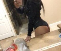 Minneapolis / St. Paul escorts - Minneapolis St Paul Female Escort — Incall, outcall, and cardates