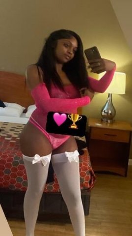 San Fernando Valley Curvy Female Escort — Covered Sex, No Anal - 1