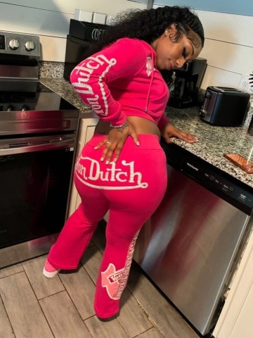 Little Rock Female Escort — Ms. London (qv specials) - 1