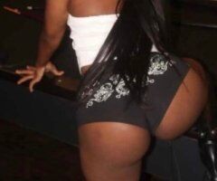 Des Moines escorts - Discreet Des Moines Female Escort — Natural “squirter” & fetish/massage
