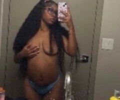 Discreet Des Moines Female Escort — Natural “squirter” & fetish/massage - Image 2
