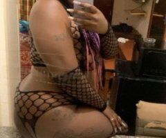 Galveston Curvy Female Escort — Kink & Fetish Sessions - Image 4