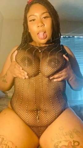 Soul’s 3 Girl Show — Peg Freak & Fetish-Friendly Session - 1