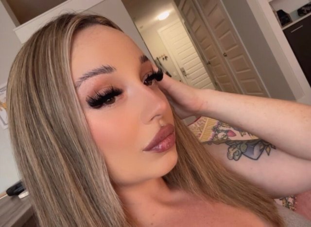 Outcall Only Upscale Playmate — Charlotte 25 - 1