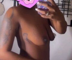 Milwaukee escorts - Milwaukee Incalls & Outcalls Female Escort — Protected Sessions Only