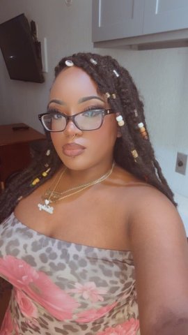 Boston Female Escort — in-calls & out-calls, dating/GFE, BJJ/BJ specials - 1