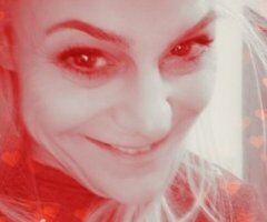 Mature Birthday Escort in Chicago — Mature, Experienced Female - Image 5