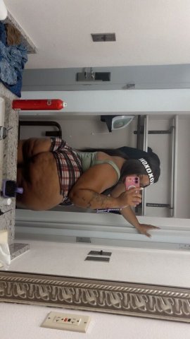 Chicago Party Girl Female Escort — GFE & 420 friendly - 1