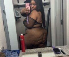 Chicago Party Girl Female Escort — GFE & 420 friendly - Image 2
