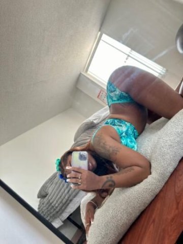 Toledo Female Escort — Overnights Available - 1