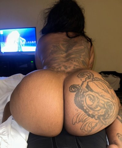 Petite Thick Girl Massage (Deep Tissue) — Outcalls Only — Fort Lauderdale - 1