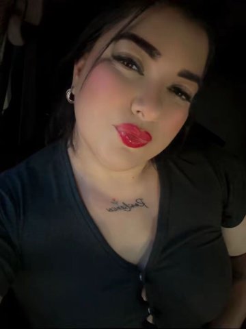 Chica colombiana full servicio — 200 media hora - 1