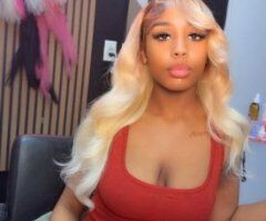 Miami Female Escort — petite 5'3 - Image 2