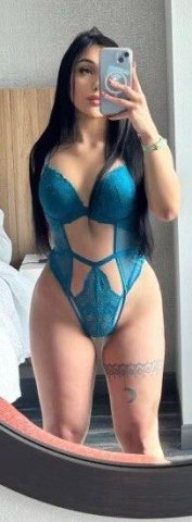 Latina Escort (25) - 1