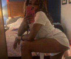 Chicago, IL Slim Sweet Petite Incall Only (Before 5 PM) - Image 2