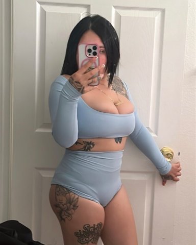 Latina Mami (24) — Petite, freaky play in Antelope Valley (No BBC) - 1