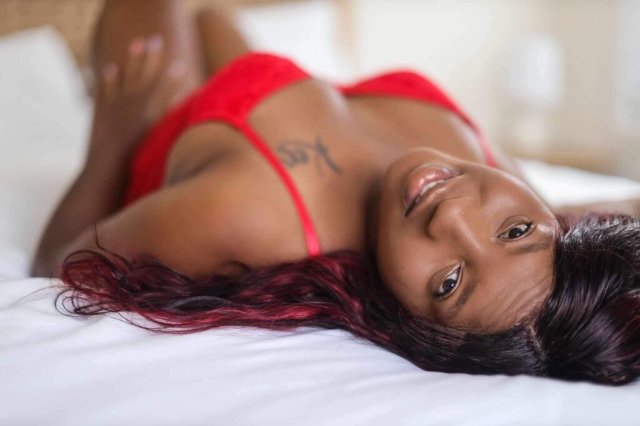 San Diego CA 5 Star In-Call & Out-Call Female Escort — Verified Pics, No Negotiations - 1
