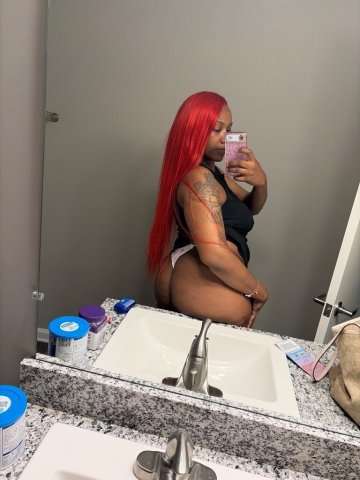 Big Booth Judy - 23, Memphis TN Female Escort - 1