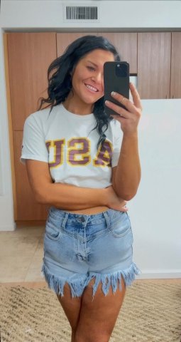 Old Town Scottsdale Private Incall Female Escort (Private Upscale Space) - 1