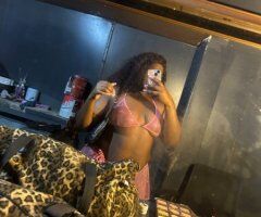 Dallas Curvy Escort With Pretty Feet (No Bare) — Verification Required - Image 4