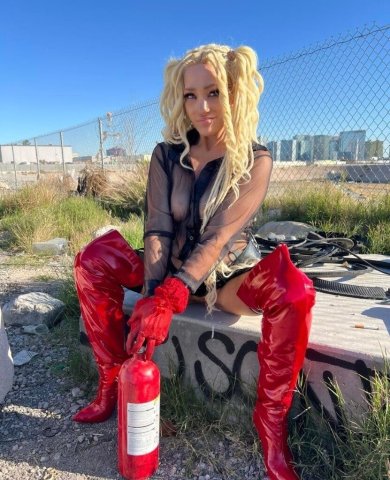 Vivian — Life-Sized Barbie Doll Fun in Las Vegas (Incall/Outcall) - 1
