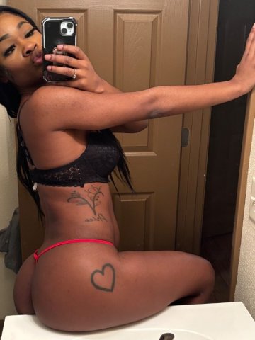 Milwaukee Petite Female Escort — Incall or Cardate (Condoms Required) - 1