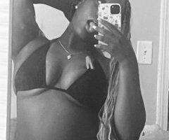 Charlotte escorts - Charlotte NC Female Escort — Cum Play (Head Only)