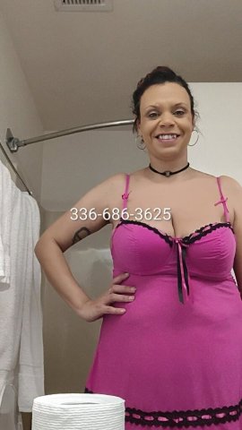 Candy “Throat Goddess” in Greensboro — discreet bbw duo - 1