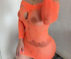 Latina nueva en Boston: BBJ, Doggy y sexo oral - Image 7