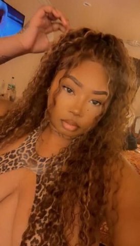 San Fernando Valley Incall & Outcall Female Escort — Facetime Shows & Carplay - 1