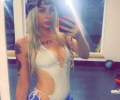 Petite Blonde Bombshell (21) — Medford Wonderland Fun ✨ - Image 11