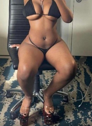 Latina Female Escort in Columbus, OH — Full Service - 1