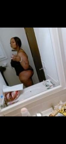 Minneapolis Chubby Female Escort — Condom-only outcalls, discreet & clean - 1