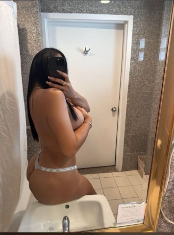 HOLA PAPI — Tu Latina (Activa 24/7) para tu cita, con extra BBJ - 1