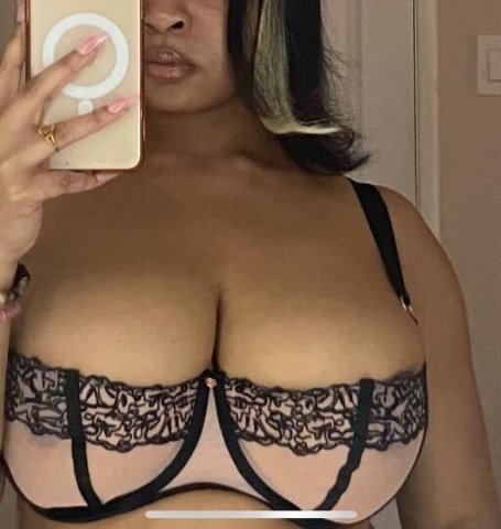 Concord Female Escort — Outcalls, Video Calls & Custom Content - 1