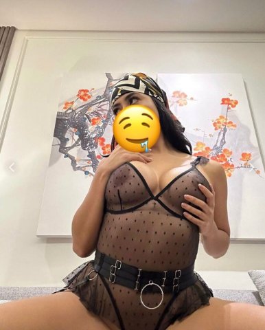 Queens Only Outcall — Sexy Hot Escorts (OPEN 9PM–5AM) - 1