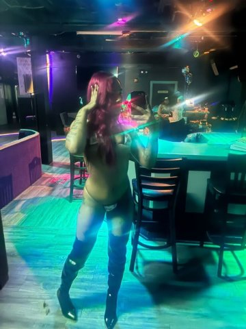 Female Escort in Baltimore, Maryland — Outcall Rides or Incall (FT Verify) - 1