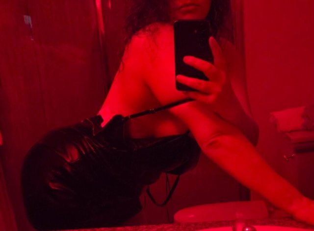 Reno Female Escort — Incall at QV, Hhr, HR, and Outcall - 1