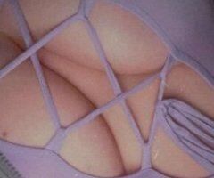 San Fernando Valley Pleasure Girl Hot Massages (Weekend Specials) — 25 - Image 1