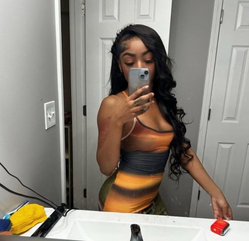 San Diego Female Escort — Incalls or Outcalls, Videocall Verification - 1