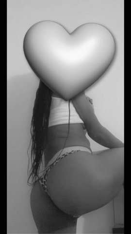 Memphis Female Escort — Outcalls Only - 1