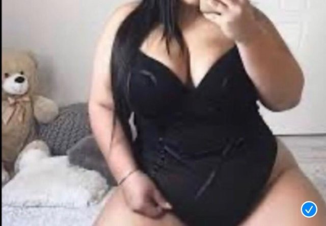 Guatemalteca Female Escort en Panorama City (San Fernando Valley) — trato complaciente - 1