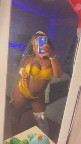  - 26 Dayton, Ohio Female Escort - 1