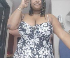 Columbus Incall GFE-Style Experience (Relaxed & Affectionate) - Image 4