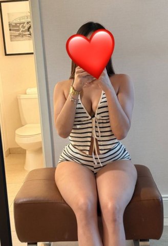 Sweet 19 Flirty Escort (Discreet, Clean) - 1