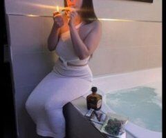 Chicago escorts - Always Clean, Always Professional, Always Thrilling