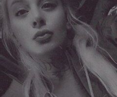 Incall in Milwaukie + Outcall & Cardates • MMF Duo (Portland area) - Image 3