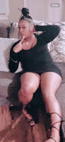 Detroit Female Escort — 5'6" 150lbs, Out-calls & car dates only (protected) - 1
